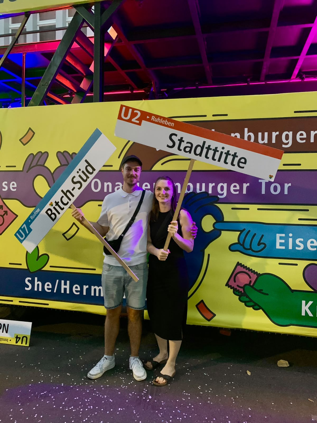 Wir ziehen zusammen und machen den Regenbogenkiez zu unserem gemeinsamen Zuhause.