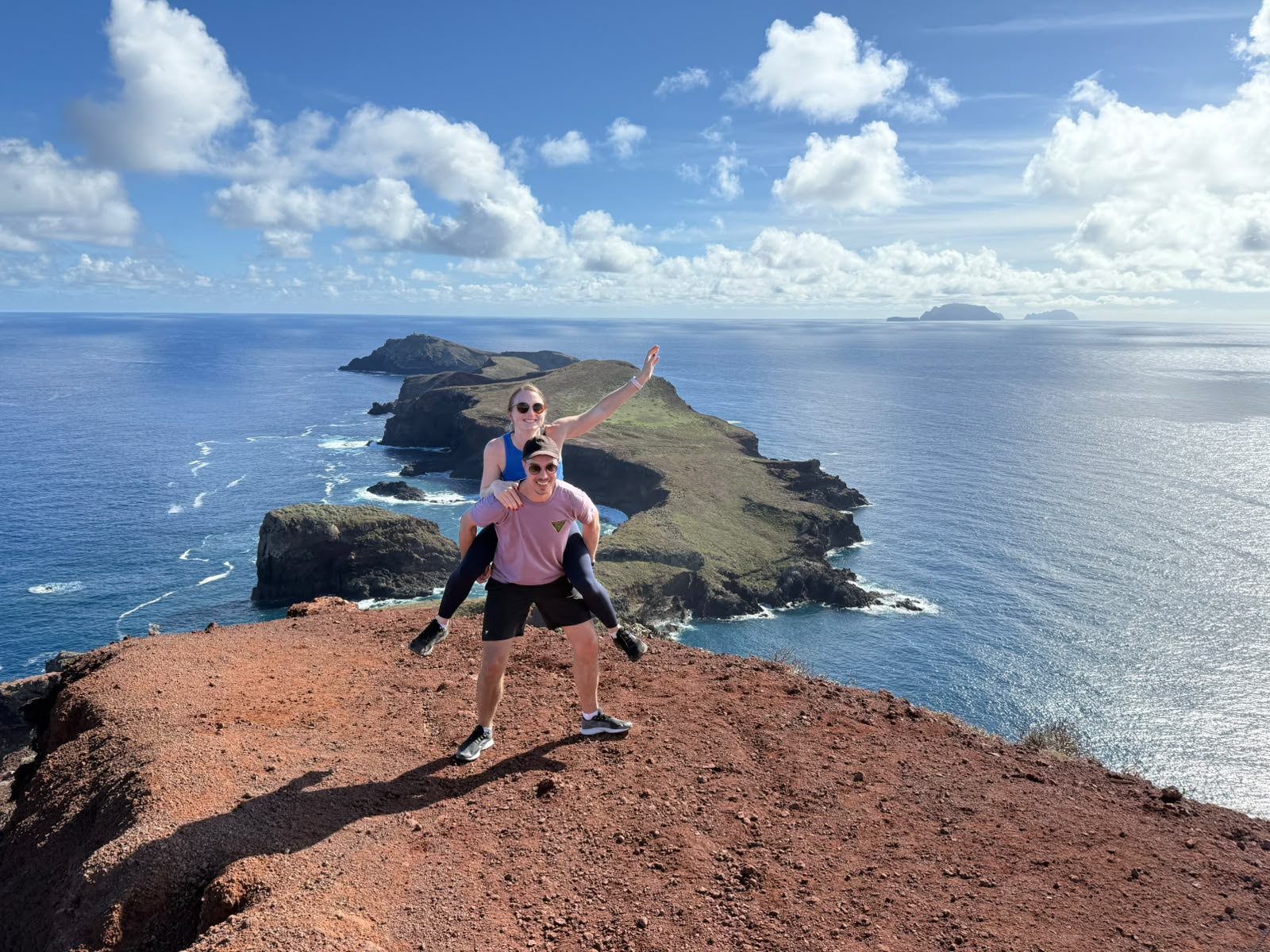 Unseren ersten Urlaub zu zweit haben wir auf Madeira mit einigen wunderschönen Wanderungen verbracht.
